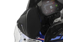 Two functional, cleverly positioned bags ✔ Premium components ✔ Integrated design