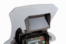Our thoroughly practical USB charging box fits all BMWs with the factory-side BMW navigation preparation (Navigator V, VI)