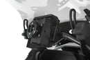 Our thoroughly practical USB charging box fits all BMWs with the factory-side BMW navigation preparation