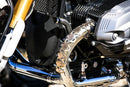 The protector for the R 1200 GS exactly matches the round radius of the header pipe assembly, made from aluminium.