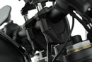 The handlebar riser designed especially by our developers raises the handlebars moderately by 25 mm