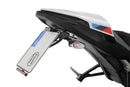 The licence plate holder can be disassembled in no time - this saves weight when training on the race track and improves the aerodynamics