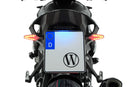 The licence plate holder can be disassembled in no time - this saves weight when training on the race track and improves the aerodynamics