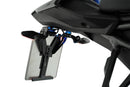 The licence plate holder can be disassembled in no time - this saves weight when training on the race track and improves the aerodynamics