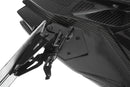The licence plate holder can be disassembled in no time - this saves weight when training on the race track and improves the aerodynamics