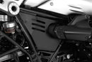 This cover closes the frame triangle on the R nineT and thus covers the air filter box