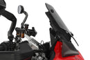 The windshield combines a perfect, sporty design with high basic protection 