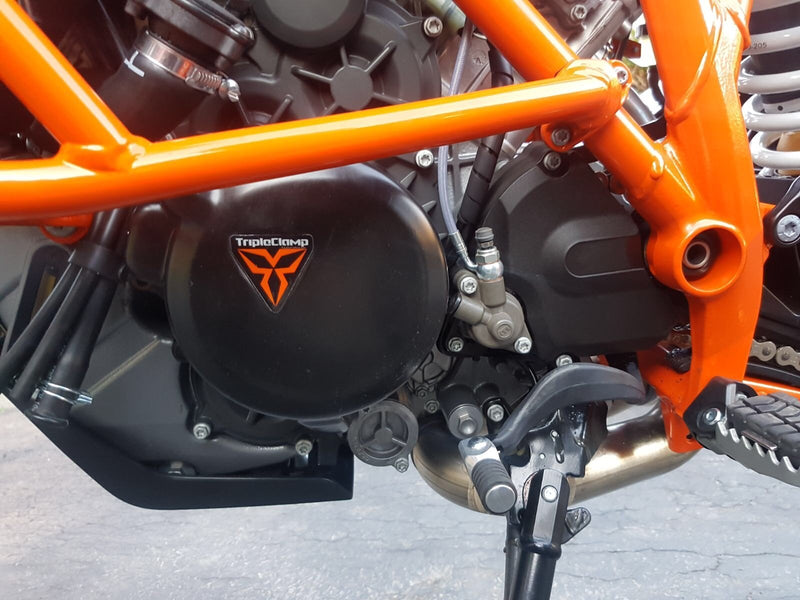 thumbnail image 2 of Orange CNC Aluminum Engine Oil Filler Cap For KTM 1290/1190/1090/1050 Adventure (2013-2024) 2 of 6
