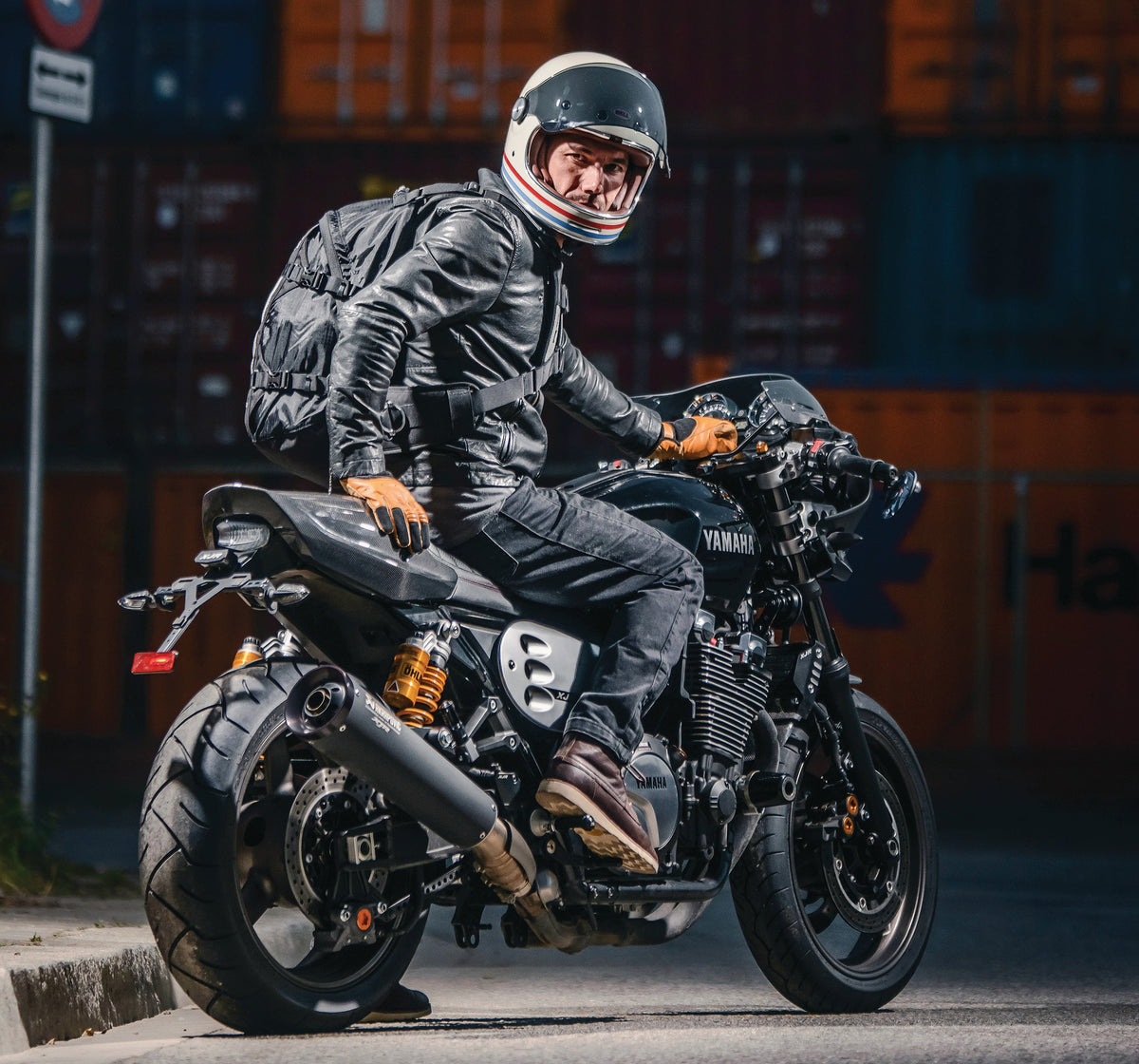 kriega-r25-cmyk_1200x.jpg?v=